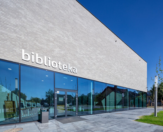 A modern and stylish library in Rokietnica